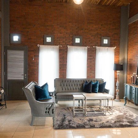 Villa Forest By The Villas 100Brujul エクステリア 写真